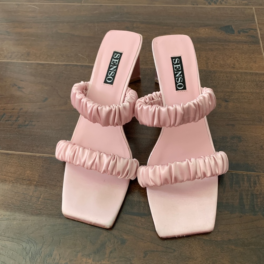 SENSO pink heels sz 7